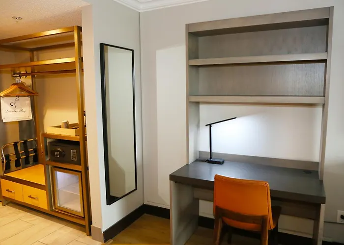 Lincoln Hotel Monterey Park Los Angeles